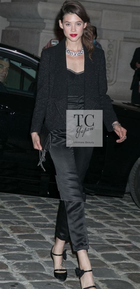 chanel 14b tweed metallic